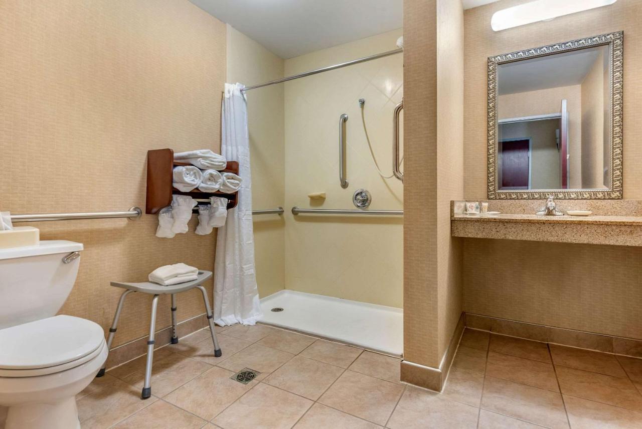 Comfort Suites South Элкхарт Экстерьер фото