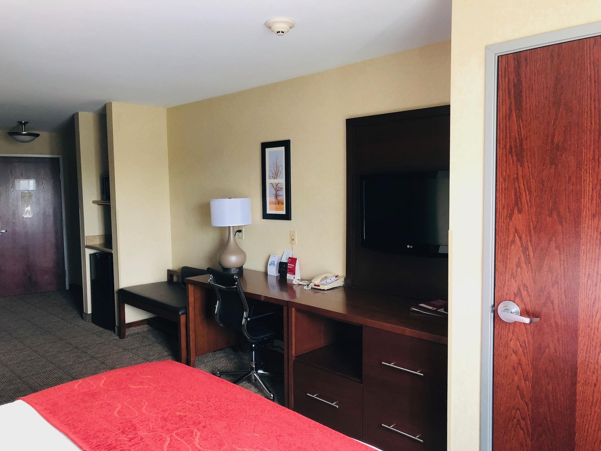 Comfort Suites South Элкхарт Экстерьер фото