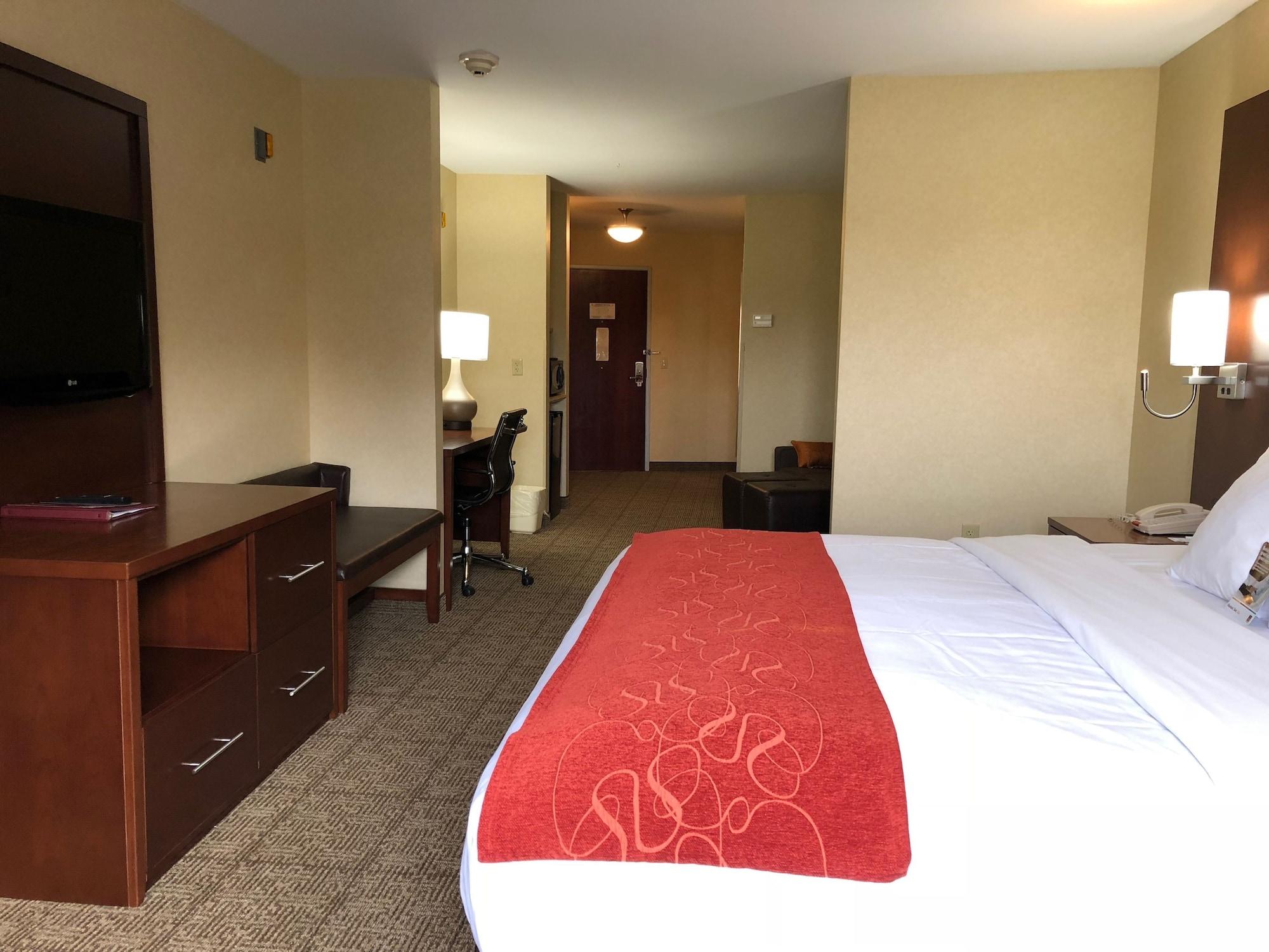 Comfort Suites South Элкхарт Экстерьер фото